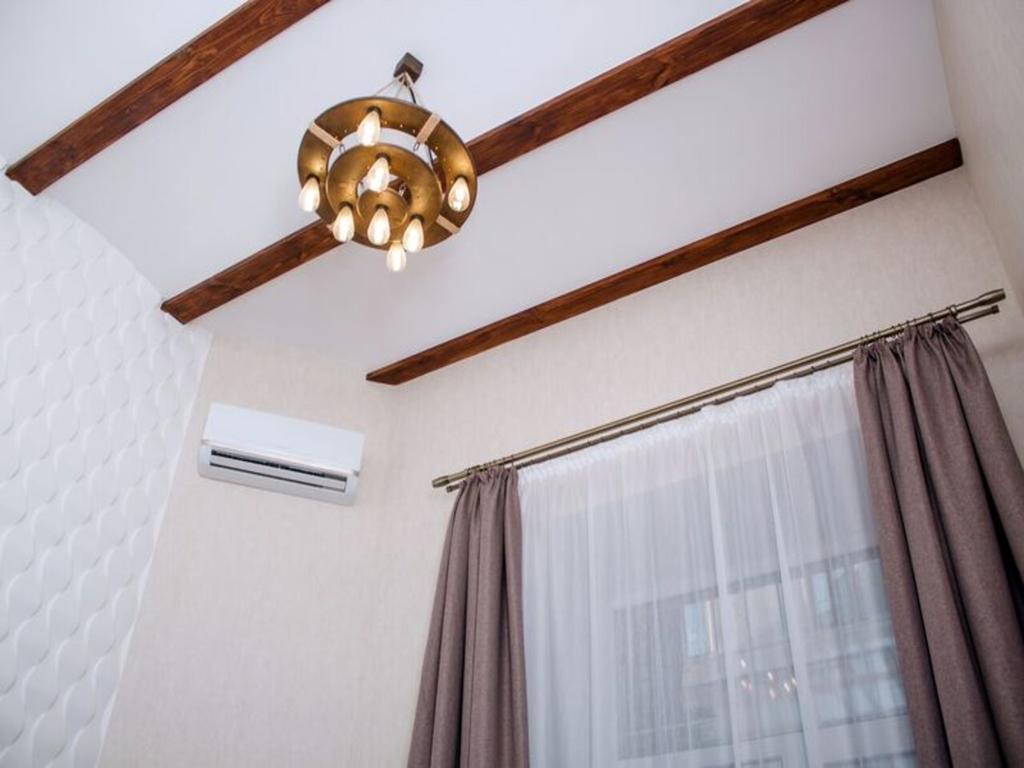 Apartment In The City Center In The House With Atlantes Odessa Eksteriør billede
